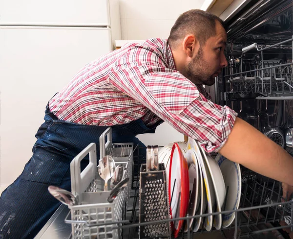 Handyman Repair Dishwasher Kitchen — Stock Photo, Image