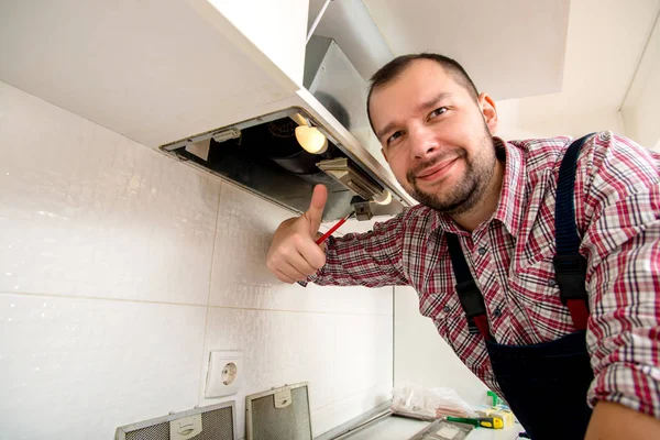 Repairman Work Ventilation Kitchen — Stock Photo, Image