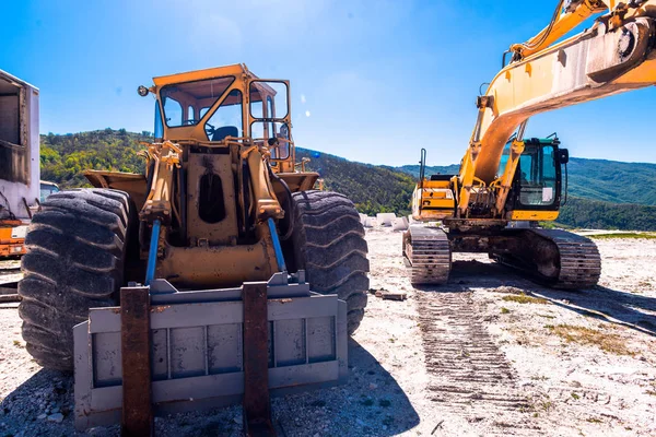 Bulldozer Escavadeira Trabalhando Mina — Fotografia de Stock