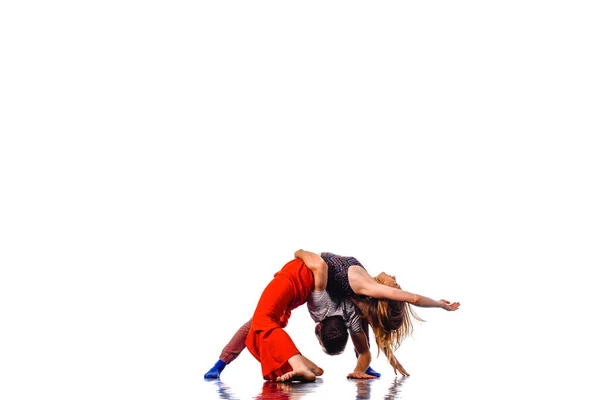 Пара Молодих Чоловіків Жінок Танцюють Хіп Хоп Студії — стокове фото