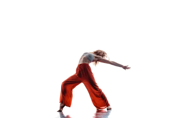 Junge Tänzerin Während Einer Tanzübung Studio — Stockfoto