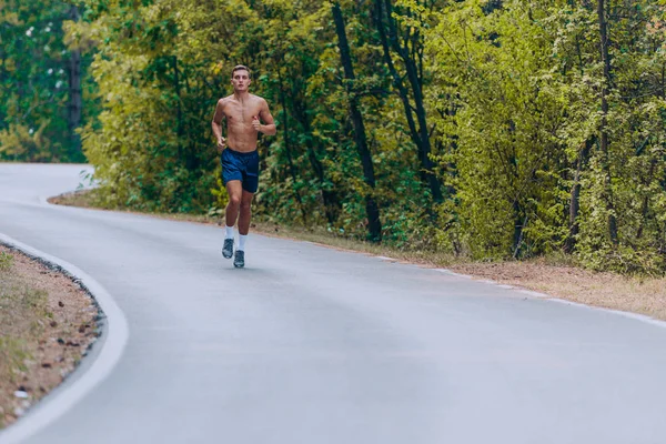 Rennende Hardloper Sprinten Voor Fitness Gezondheid Volledige Lichaamslengte Sprinter Loopt — Stockfoto