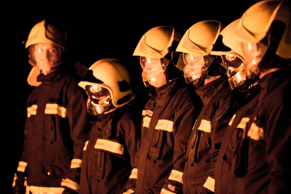Ομάδα πυροσβεστικής υπηρεσίας — Φωτογραφία Αρχείου