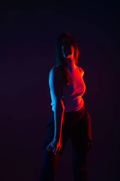 Blue Red Light Portrait Female Model Black Background High Contrast — Stock Photo, Image