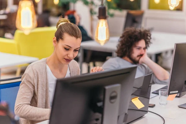 Two Colleagues Working Project Modern Startup Offices Guy Afro Haircut — Stock Photo, Image