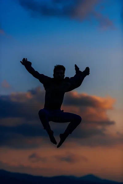 Encantado Alegre Bonito Positivo Alegre Jovem Enquanto Dança — Fotografia de Stock