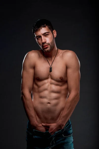 Studio Body Shot Fashion Male Model Posing Shirtless — Stock Photo, Image