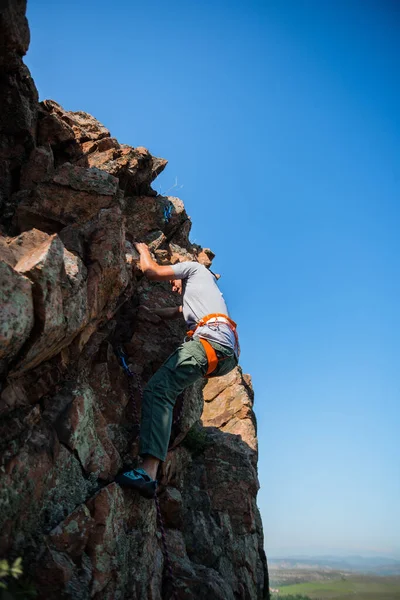 Sport Der Luft Und Natur Klettern Auf Den Felsen Für — Stockfoto