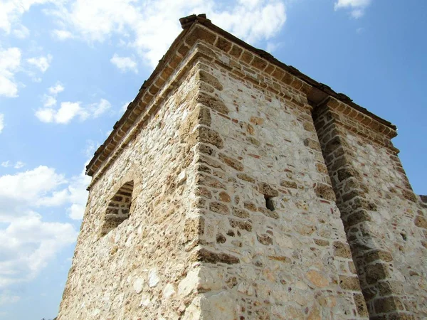  Sırbistan 'ın güneydoğusundaki Pirot' ta güzel bir taş kule