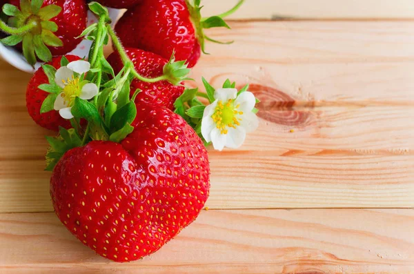 Färska jordgubbar närbild — Stockfoto
