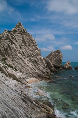 İki kız kardeş Beach View (Spiaggia delle nedeniyle sorelle) Conero Mountain