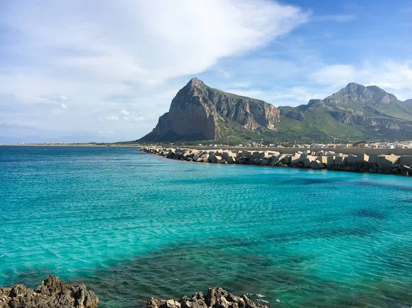 San Vito lo Capo plajă și Monte Monaco în Sicilia — Fotografie, imagine de stoc