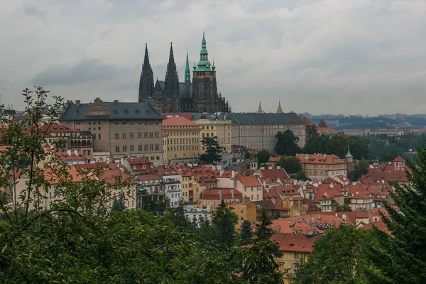View of Prague castle during rainy day — Stock Photo, Image