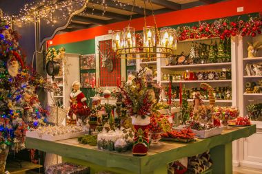 Vetralla, İtalya - 23 Eylül 2017: Noel Noel Baba saltanatı masada