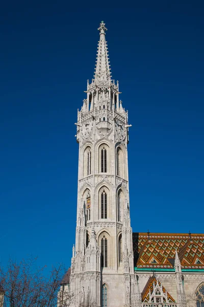 Kilátás Mátyás Templom Harangtornyára Kék Ellen Budapesten — Stock Fotó