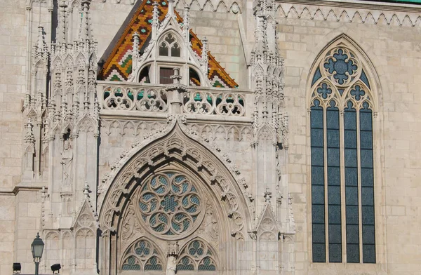 Деталі Церкви Маттіас Біля Бастіону Рибалки Будапешті — стокове фото