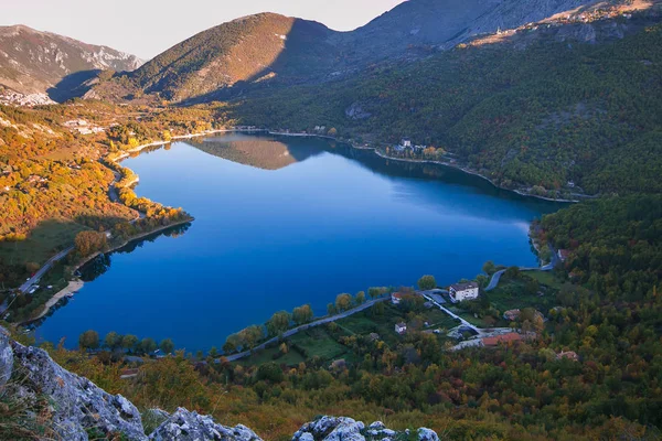 Vista Del Lago Scanno Forma Corazón Lago Más Encantador Más —  Fotos de Stock