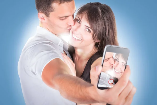 Casal jovem fez selfie — Fotografia de Stock