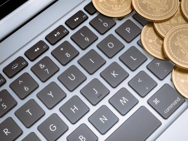 Bitcoins üzerinde altın laptop. 3D render. Kripto Döviz Ticaret kavramı