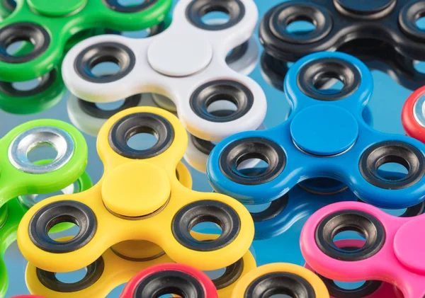Grup kıpırdamak spinner stres giderici oyuncak renkli