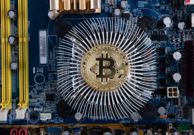 Altın bitcoin Mikri şemalar üzerinde mavi bir arka plan ile. Concep