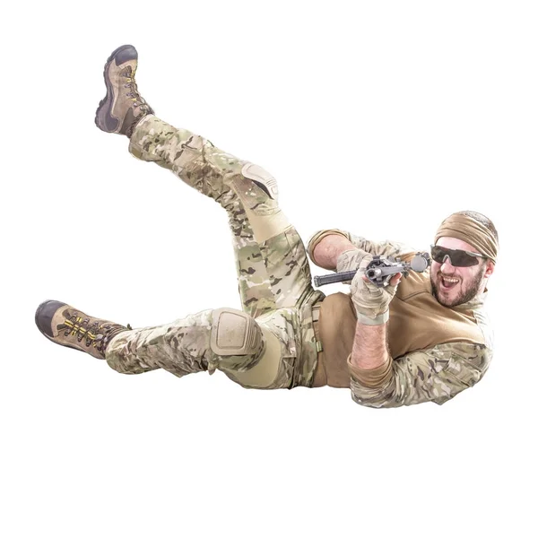 Soldado do Exército dos EUA com fuzil (efeito de movimento). Filmado em estúdio em — Fotografia de Stock