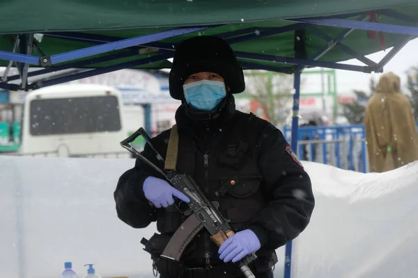 Almaty Kasachstan 2020 Arbeit Von Polizei Und Sanitätern Checkpoint Vor — Stockfoto