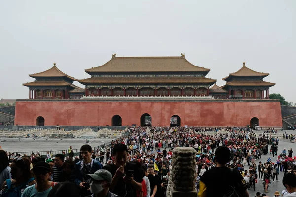 Pequim China 2019 Turistas Visitam Cidade Proibida Grande Fluxo Pessoas — Fotografia de Stock