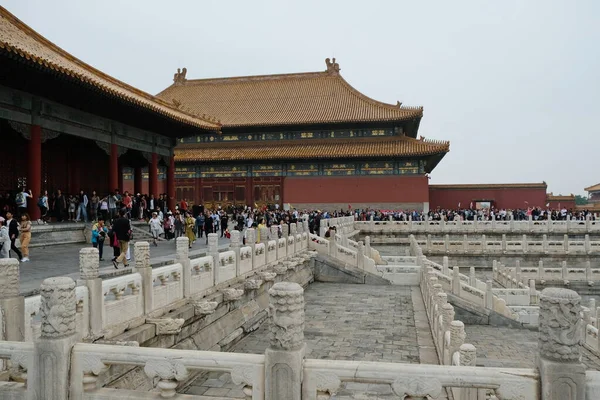 베이징 2019 관광객들 도시를 방문한다 고대성의 영토에 사람들 — 스톡 사진