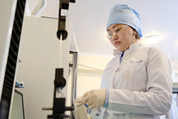 Almaty Kazakistan 2019 Laboratorio Certificazione Dei Farmaci Test Condotta Dei — Foto Stock