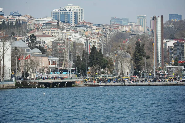 Istanbul Türkei 2017 Transportschiffe Unterschiedlicher Größe Und Zielorte Der Bosporus — Stockfoto