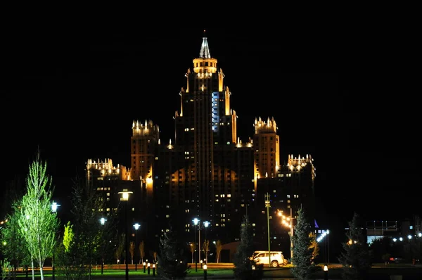 Nur Sultan Kazakstan 2011 Nattlig Utsikt Över Staden Byggnader Och — Stockfoto