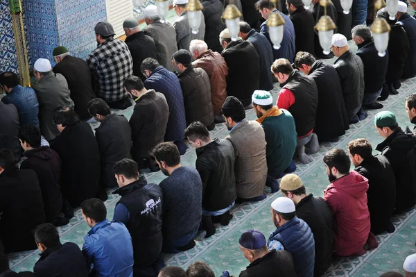 Stanbul Türkiye 2017 Yerel Camide Cemaat Cuma Namazı Vakti — Stok fotoğraf