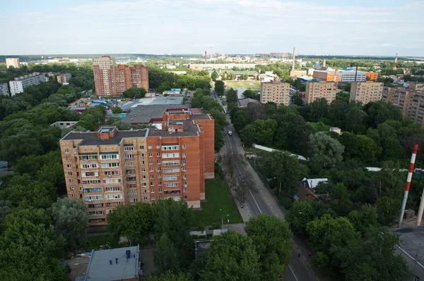 Shchelkovo Ryssland 2014 Byggnader Flera Våningar Gatorna Moskvaregionen Tät Utveckling — Stockfoto