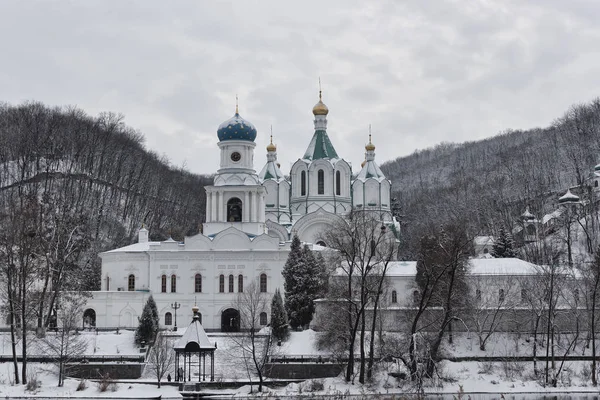 Sviatohirsk 修道院の教会 — ストック写真