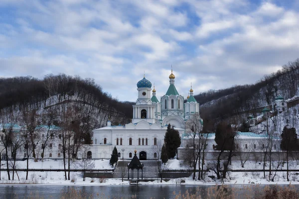 Sviatohirsk 修道院の教会 — ストック写真