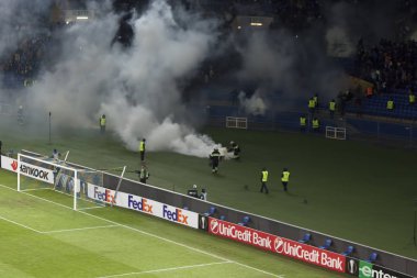 Duman ile atılan itfaiye sonuçları ile başa çıkmak 