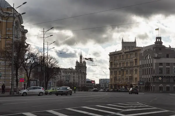 Площа Конституції - одна з найстаріших площ у Харкові — стокове фото