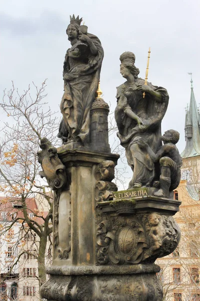 Sculptural composition on the Charles Bridge: St. Margaret, Varv — Stock Photo, Image