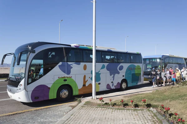 Turistický autobus v Sharm El Sheikh — Stock fotografie