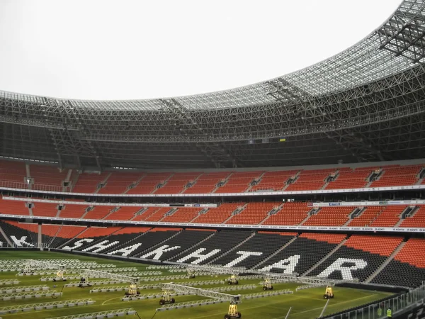 Donbas Arena. Preparación sobre el terreno está en marcha —  Fotos de Stock