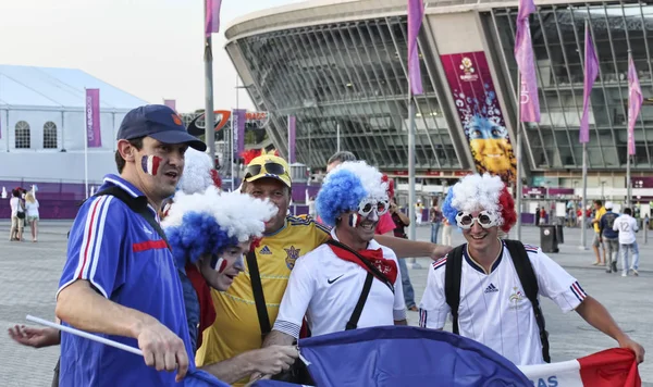 Aficionados de la selección francesa antes del partido EURO 2012 en D — Foto de Stock