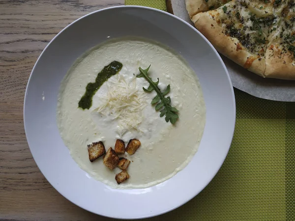 CREMA DE QUESO SOPA CON CRUTONES — Foto de Stock