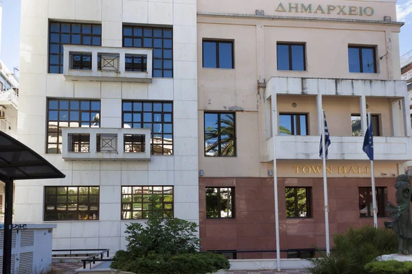 Loutraki Grecia Junio 2018 Edificio Del Ayuntamiento Loutraki Verano — Foto de Stock