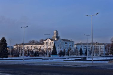 Ukrayna Kramatorsk 'un merkez meydanında, kış