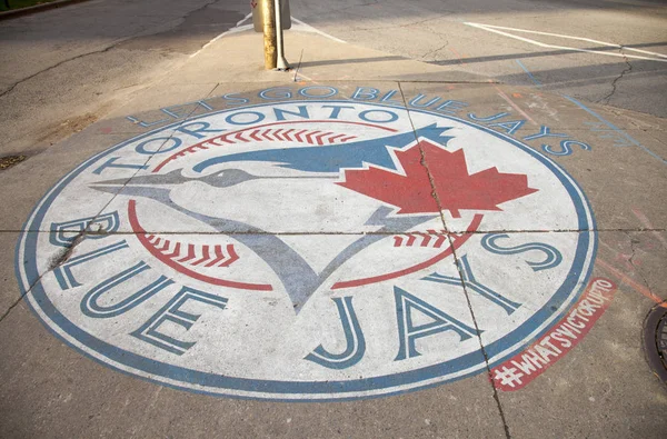 City, Kanada Toronto Blue Jays logosuna iz — Stok fotoğraf