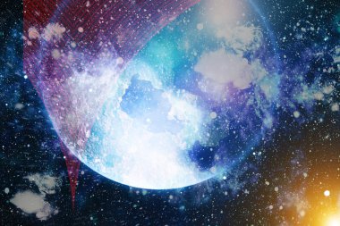 Bir sürü yıldızlı mavi, karanlık gece gökyüzü. Uzay arkaplanındaki Samanyolu