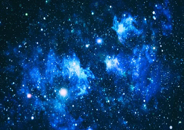 Ciel nocturne bleu foncé avec de nombreuses étoiles. Voie lactée sur le fond de l'espace — Photo