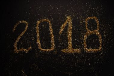 Mutlu yeni yıl 2018 siyah arka plan üzerine