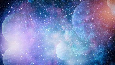 Nebula ve galaksiler uzayda. Bu görüntünün elementleri NASA tarafından desteklenmektedir.